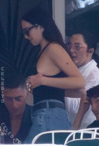 Full leaked Dua lipa page private photo