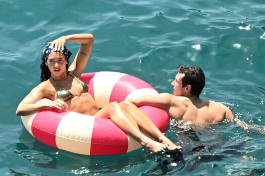 Dua Lipa