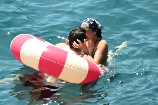 Full leaked Dua lipa  page private photo