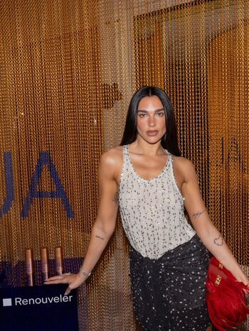 Full leaked Dua lipa page private photo