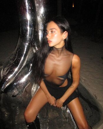 Full leaked Dua lipa page private photo
