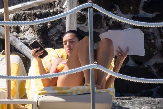 Dua Lipa