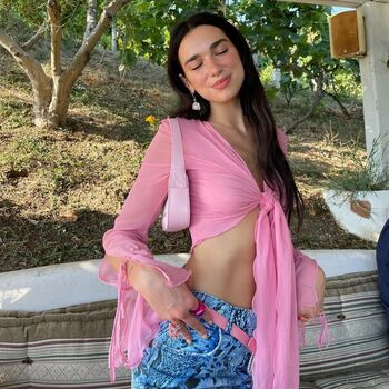 Full leaked Dua lipa page private photo