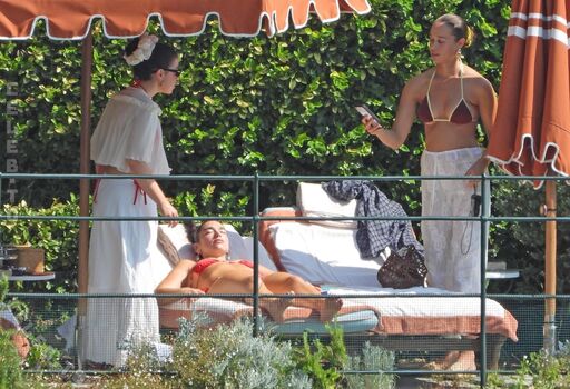 Full leaked Dua lipa  page private photo