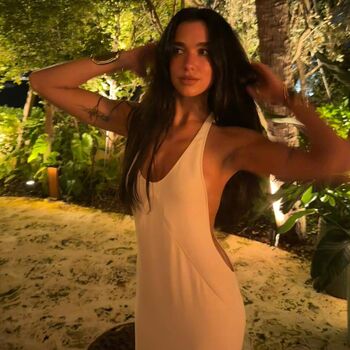 Full leaked Dua lipa  page private photo