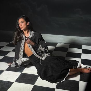 Full leaked Dua lipa private photo