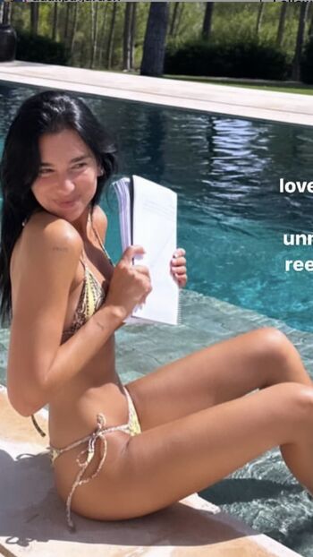 Full leaked Dua lipa private photo