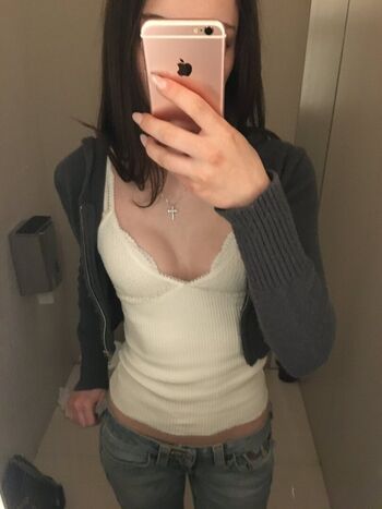 Full leaked Duhmne private photo