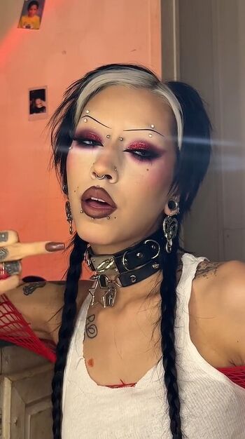 Full leaked Dumbdaisy page private photo