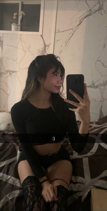 Full leaked Easha private photo