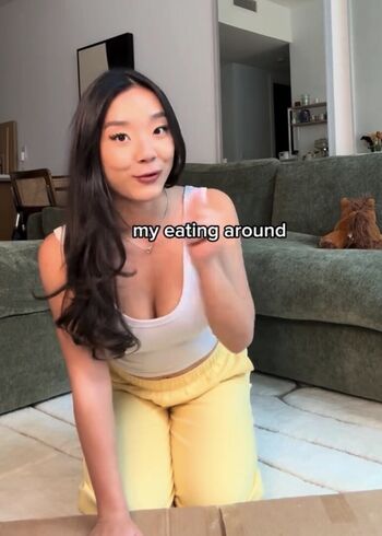 Full leaked Eatingalonediaries private photo