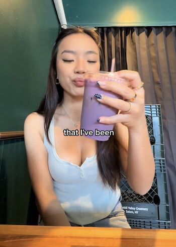 Full leaked Eatingalonediaries private photo