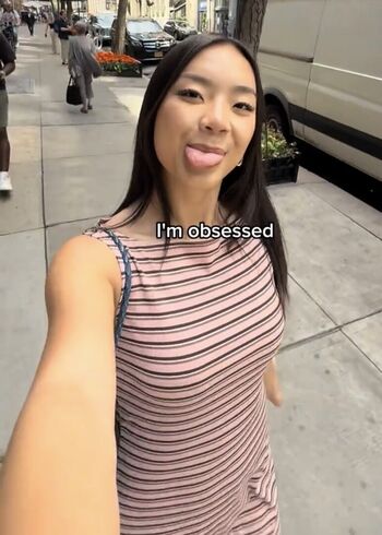 Full leaked Eatingalonediaries private photo