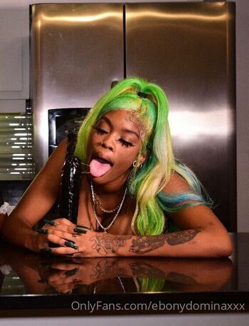 ebonydominaxxx