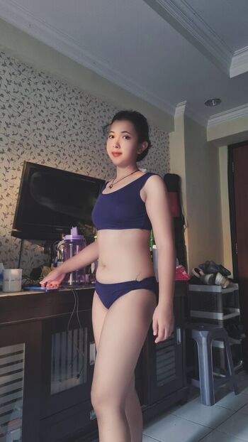 Full leaked Eby sarasvati private photo