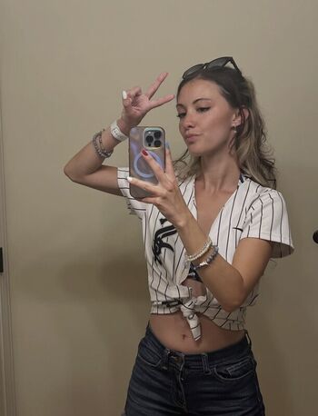 Full leaked Echochlo private photo