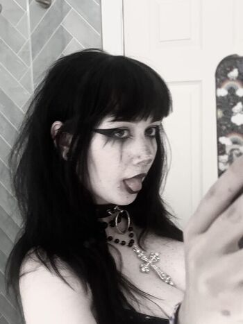 Full leaked Efcevie private photo