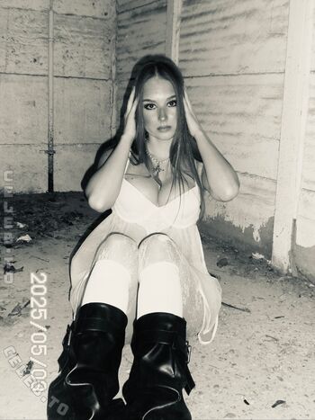 Full leaked Einfachlia private photo