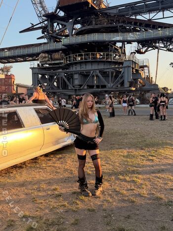 Full leaked Einfachlia page private photo