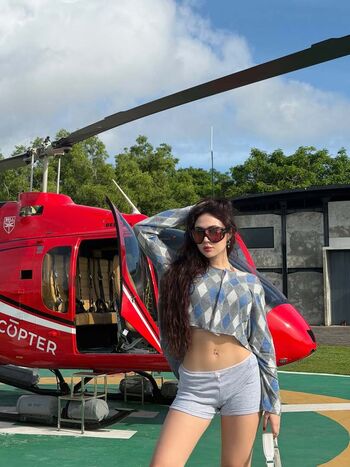 Full leaked Ekatze private photo