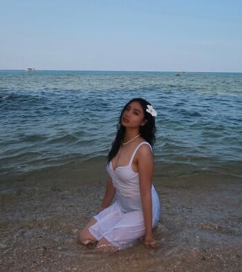 Full leaked Elara lyyy page private photo