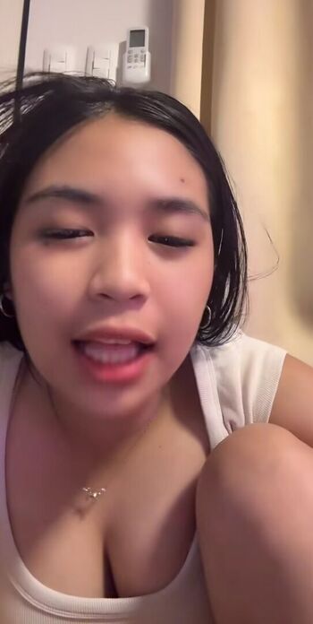 Full leaked Elara lyyy private photo