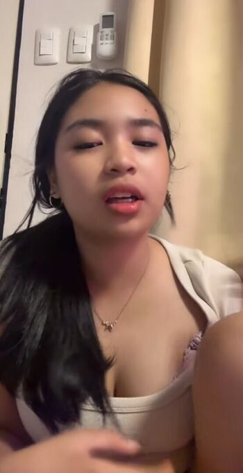 Full leaked Elara lyyy private photo
