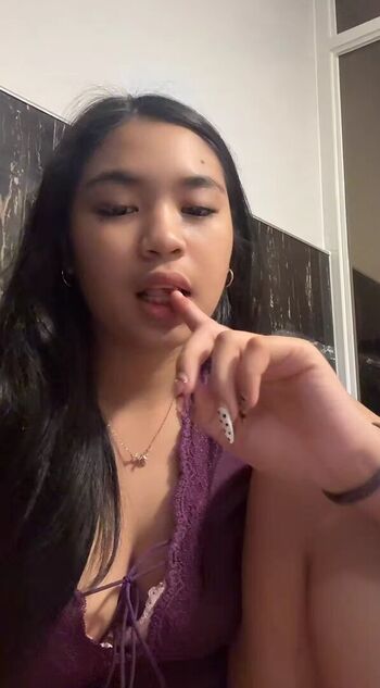Full leaked Elara lyyy private photo