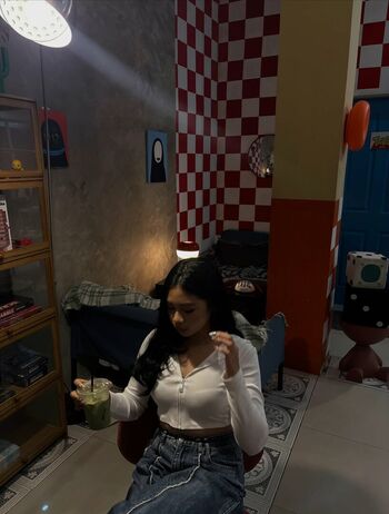 Full leaked Elara lyyy page private photo