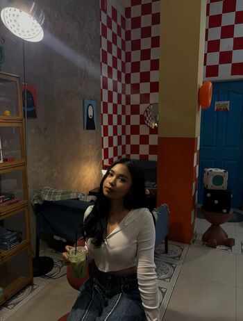 Full leaked Elara lyyy page private photo