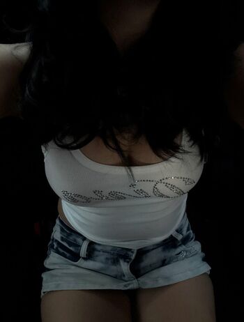 Full leaked Elara lyyy page private photo