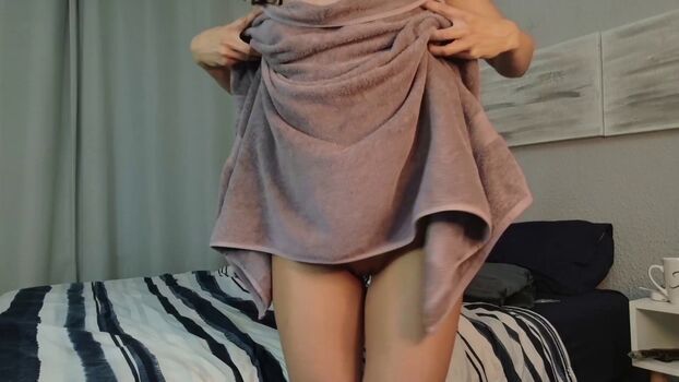 Leaked Elarahayyess private photo viral onlyfans