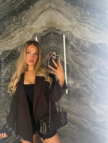 Full leaked Elianabajrami private photo