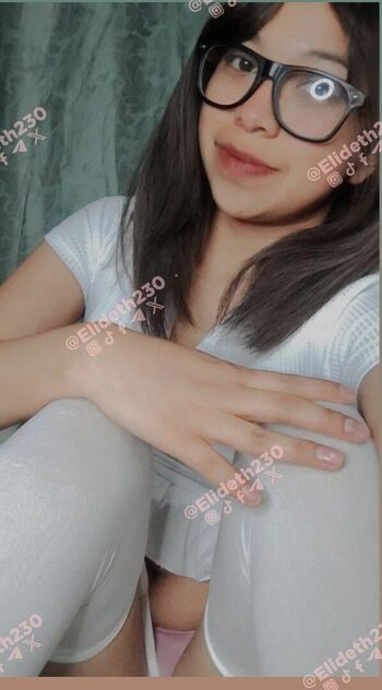 Full leaked Elideth private photo
