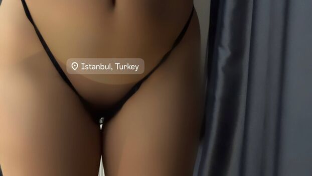Full leaked Elif karaarslan private photo