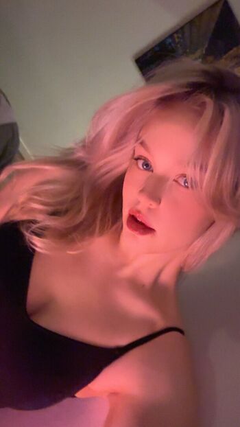 Full leaked Elinajasmin private photo