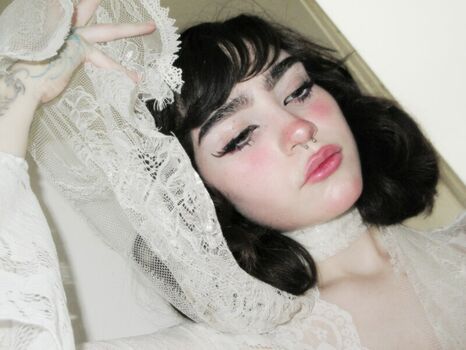 Full leaked Elinoiiddx private photo