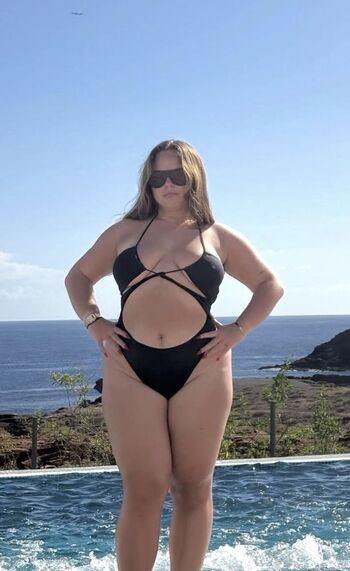Full leaked Elise cptn private photo