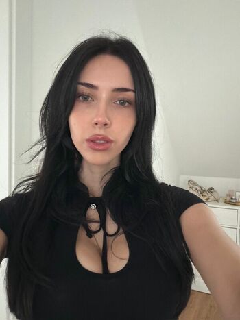 Full leaked Elise denisee private photo