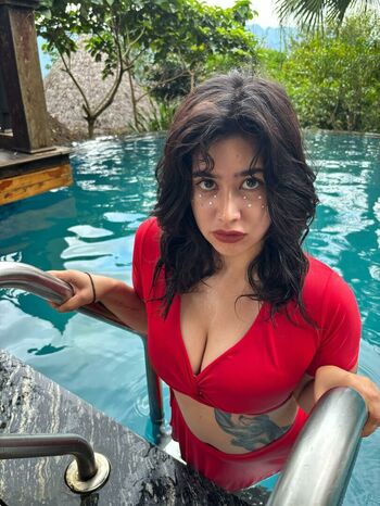 Full leaked Elisetran private photo