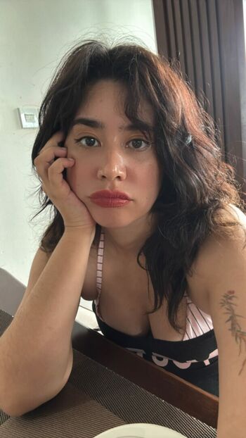 Full leaked Elisetran private photo
