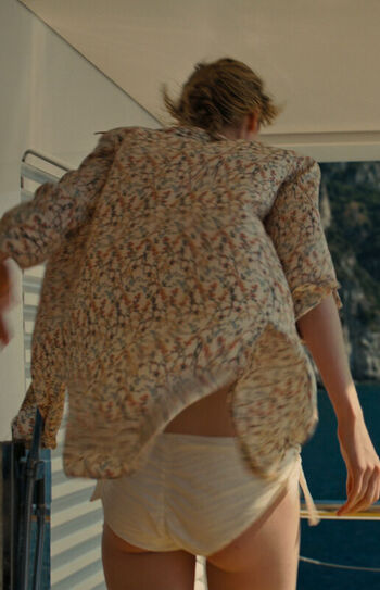 Full leaked Elizabeth debicki private photo
