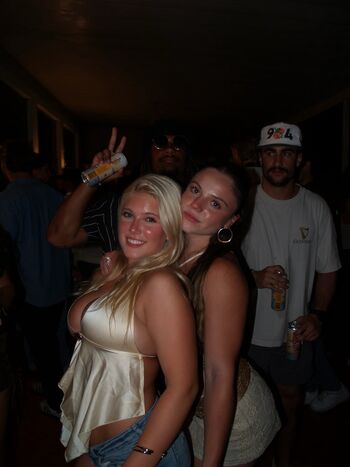 Full leaked Elizabeth graham private photo