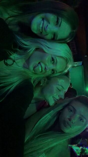 Full leaked Elizabeth graham private photo