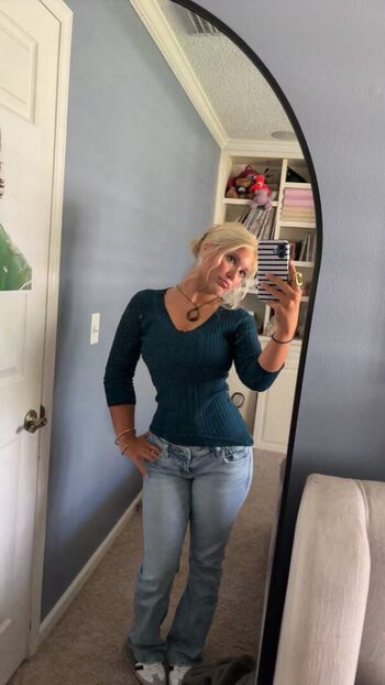 Full leaked Elizabeth graham private photo