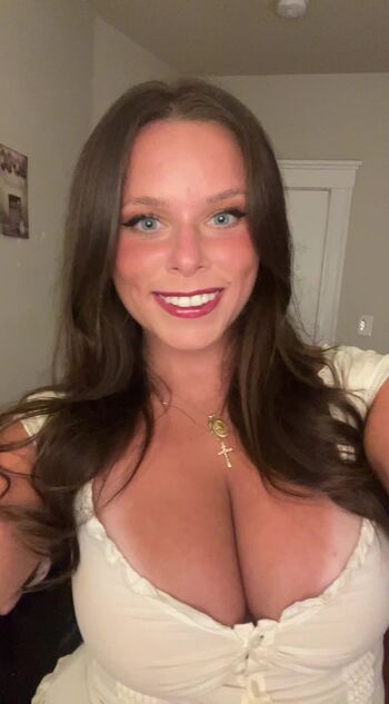 Full leaked Elizabeth owens page private photo