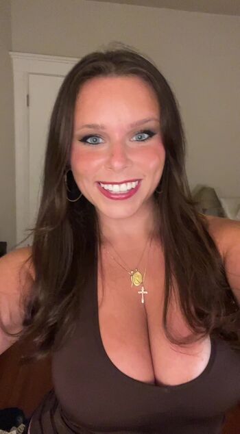 Full leaked Elizabeth owens page private photo