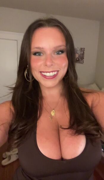 Full leaked Elizabeth owens page private photo