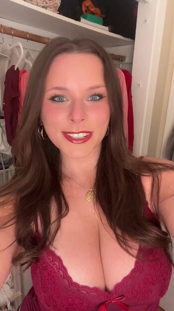 Full leaked Elizabeth owens private photo