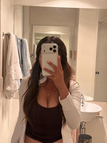 Full leaked Elizabethxpang private photo